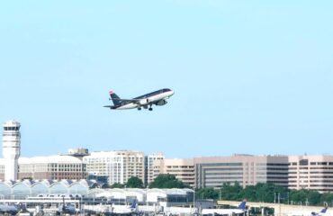 How to get from Ronald Reagan Airport to Washington DC