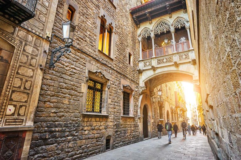 Barri Gotic, where to stay in Barcelona for sightseeing