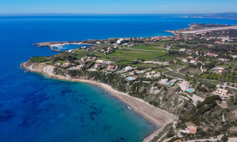 Svoronata, where to stay in Kefalonia for quiet holidays