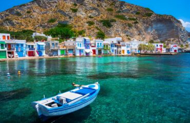 Where to stay in Milos