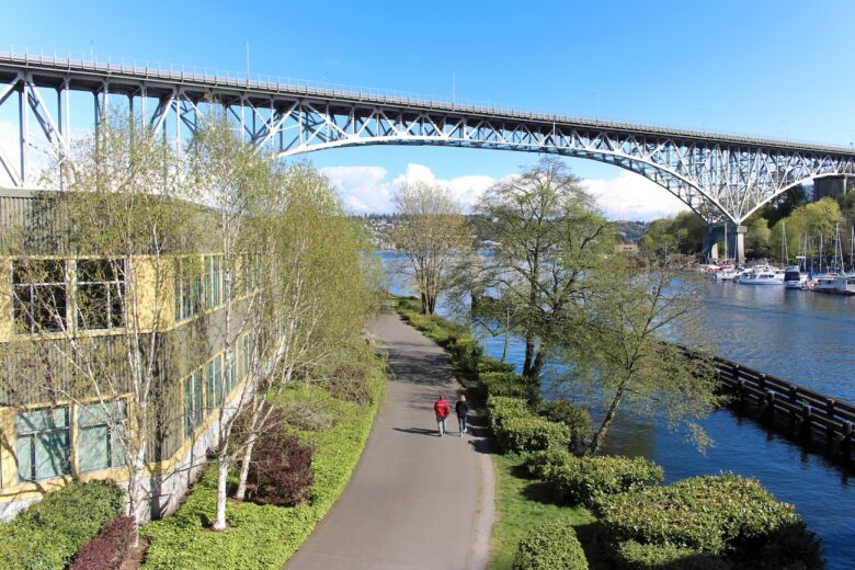 Fremont, good neighborhood to stay in Seattle