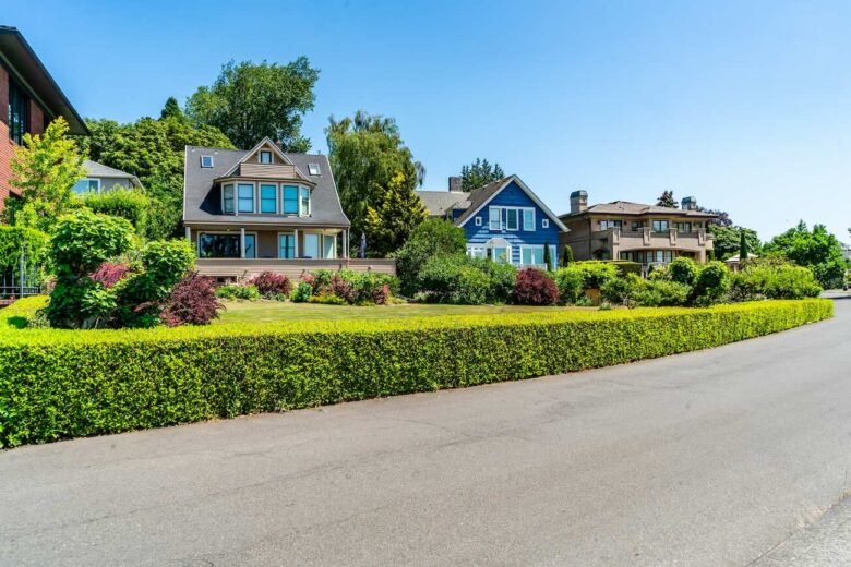 Queen Anne, lots of tourist attractions