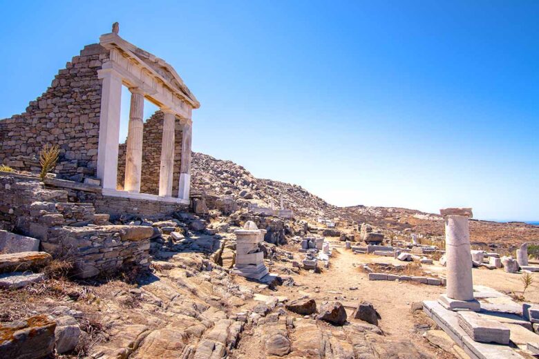 Visit the island of Delos