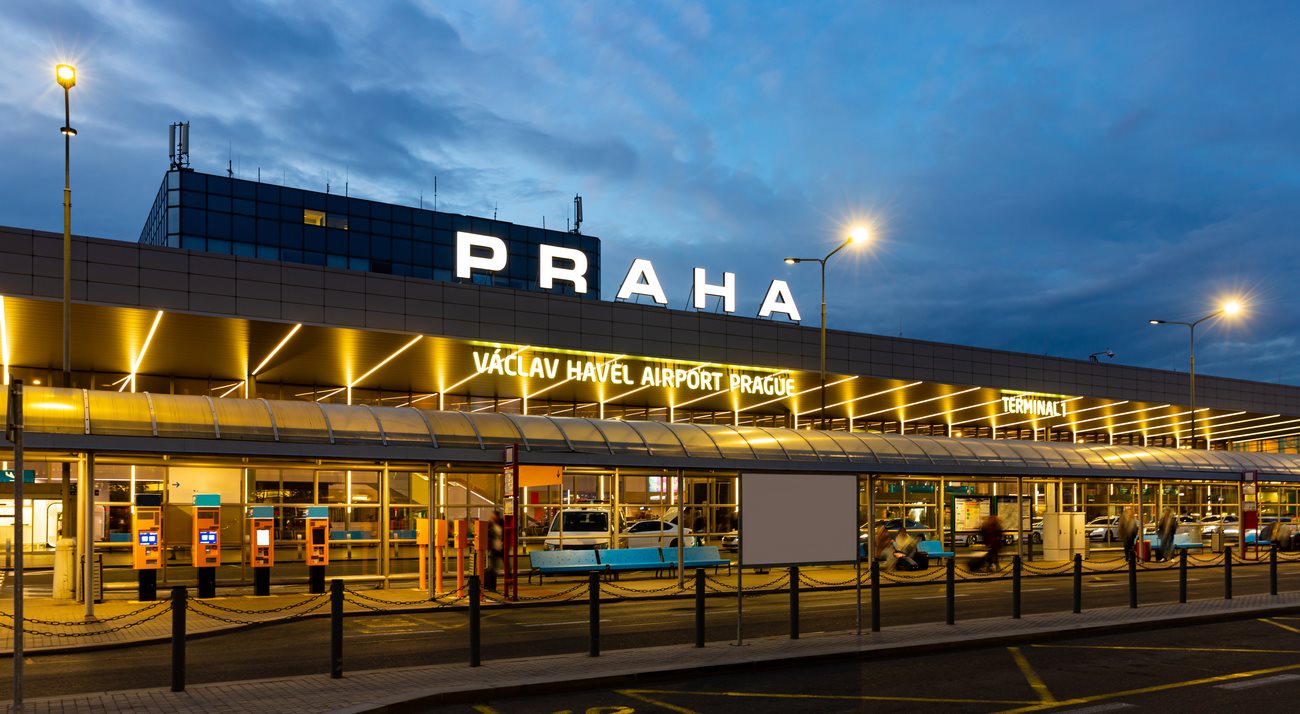 How to get from Prague airport to city centre