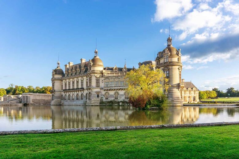 Chantilly a beautiful castle in franche