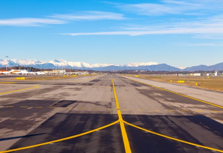 How to get from Milán Malpensa airport to the city center