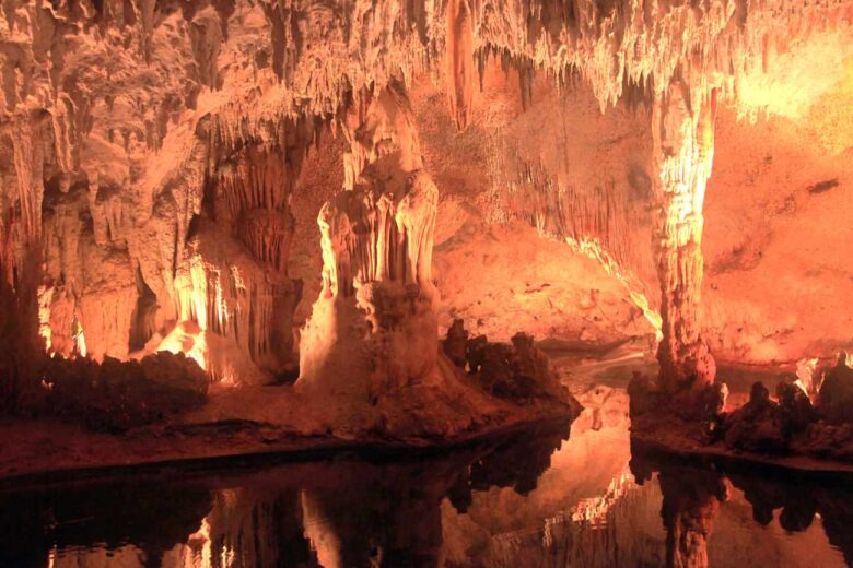 Cave of Wonders (Cueva de las Maravillas)