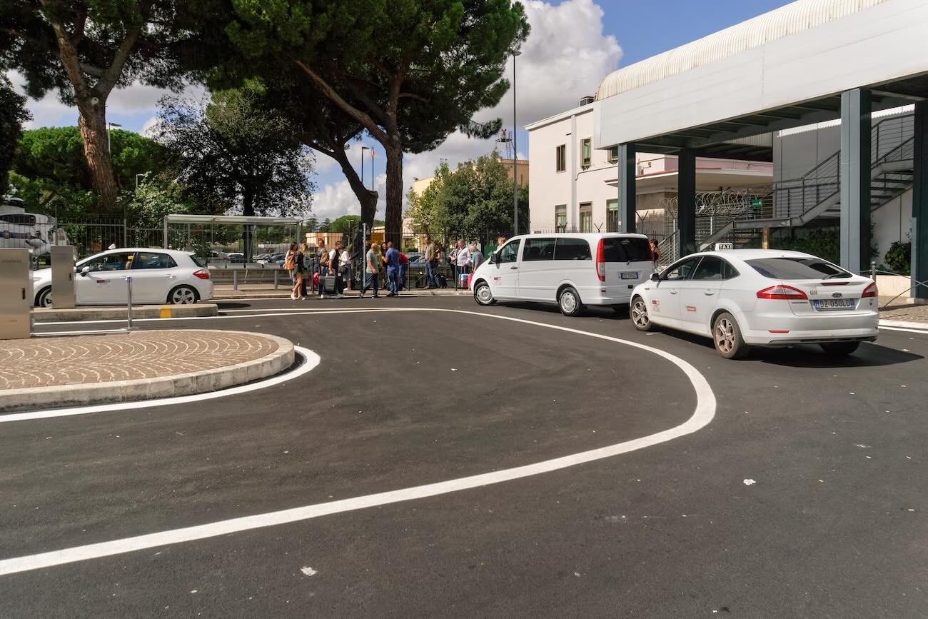 Taxi, the Most Convenient Option