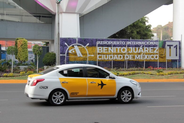 Taxi, the Most Convenient Door-to-Door Option