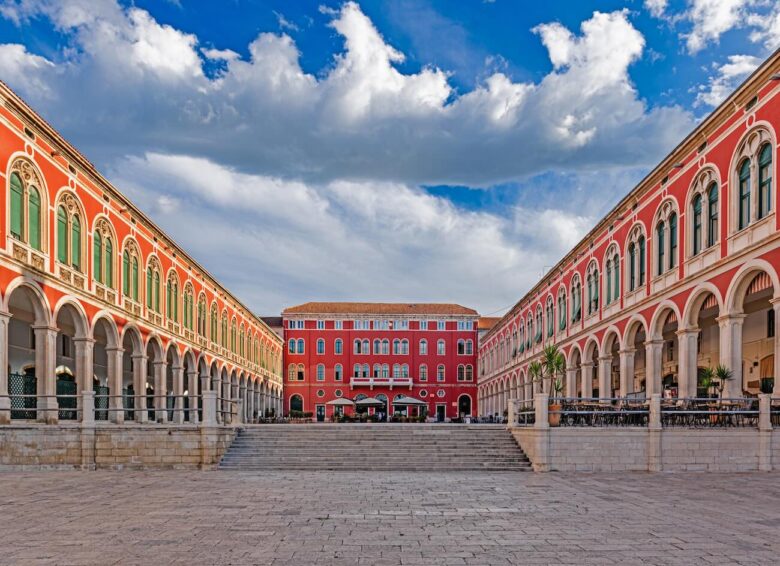 Admire the Architecture of Republic Square