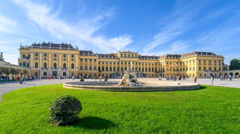 Schönbrunn Palace, one of the best things to do in Vienna