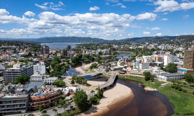 Villa Carlos Paz, one of the most popular tourist destinations to stay in Cordoba Province